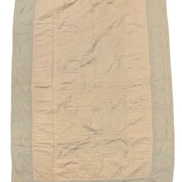 Farm Animal Cutter Quilt 46x74 Hand Embroidered Machine Stitched Tattered Cotton - Picture 2 of 12